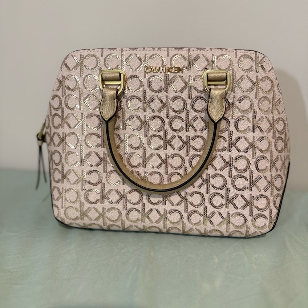 Calvin Klein NWT Women's Beige sparkle CK handbag
